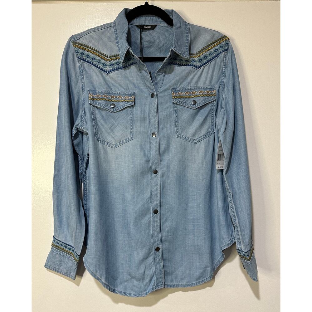 Driftwood Embroidered Long Sleeve Blue Medium Western Boho Style
Worn once